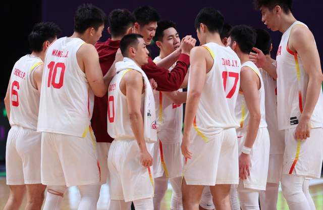 移动体育平台-中国男篮世预赛12人名单预测！广东三将或被淘汰，郭士强面临抉择